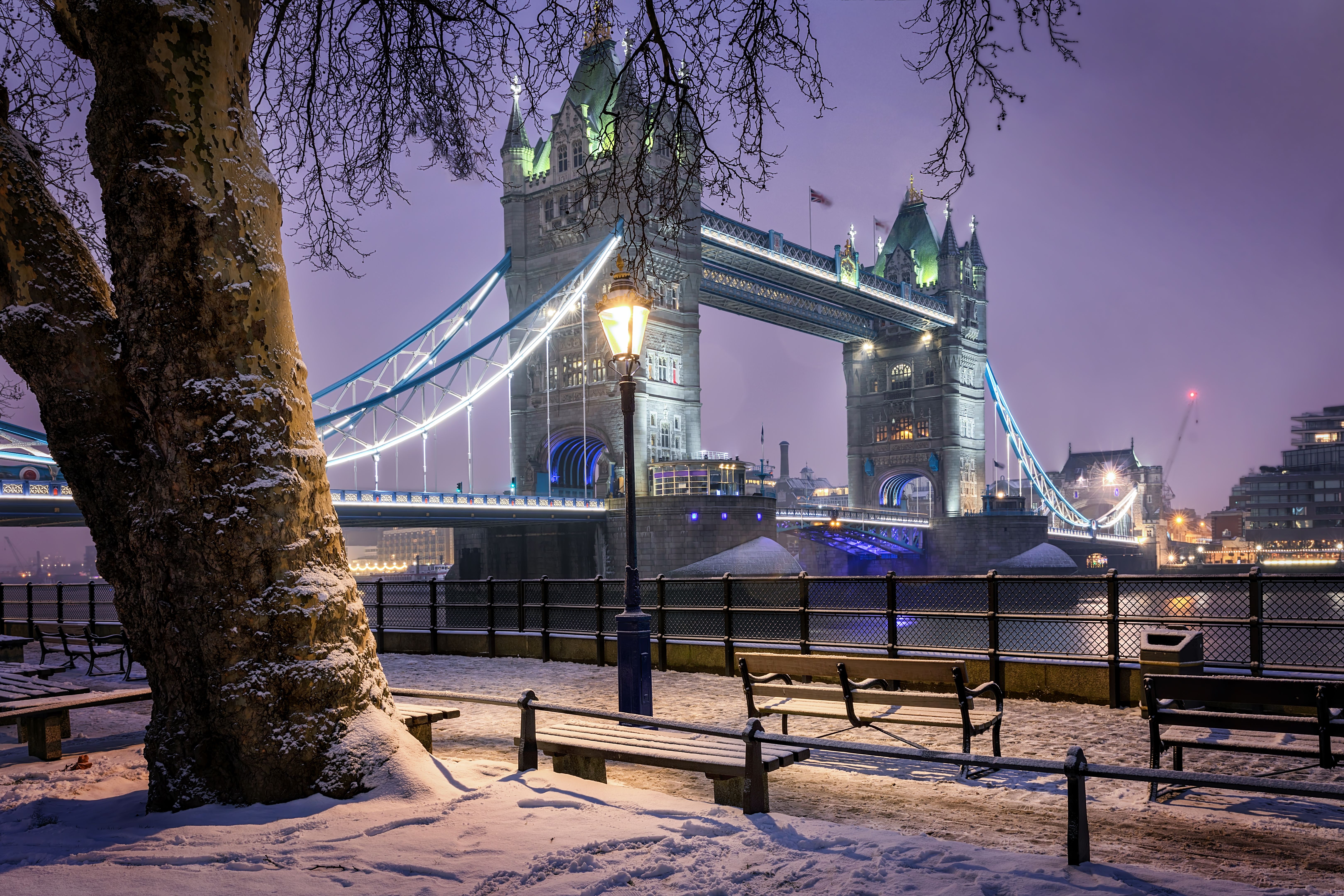 London England Winter Wallpaper