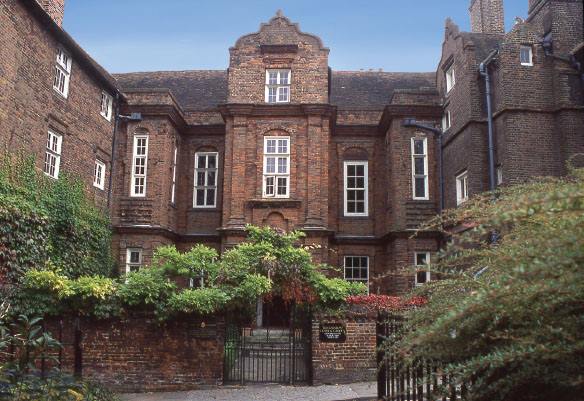 Kent On the Road: Kent: For a Festive Holiday in the Garden | British Heritage