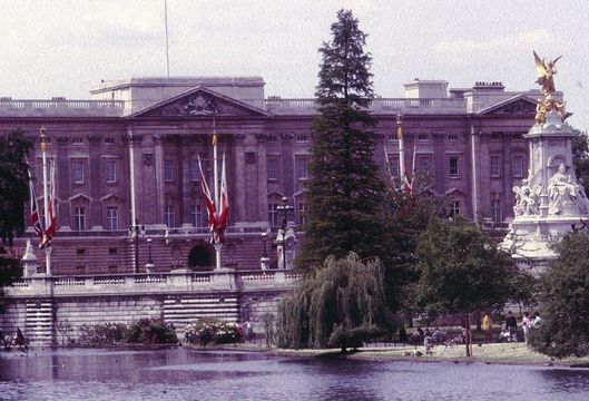 Bucking Palace, London, photographed at Christmas, in 1985.