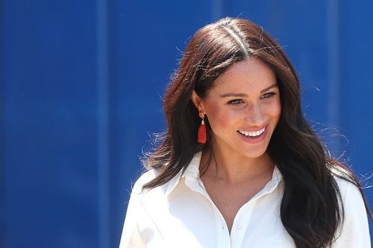 Meghan, Duchess of Sussex visits a township with Prince Harry, Duke of Sussex to learn about Youth Employment Services on October 02, 2019 in Johannesburg, South Africa. (Photo by Chris Jackson/Getty Images)