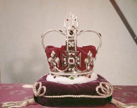 Part of the Crown Jewels of the United Kingdom, UK, circa 1960. Possibly St Edward\'s Crown. (Photo by Archive Photos/Getty Images)