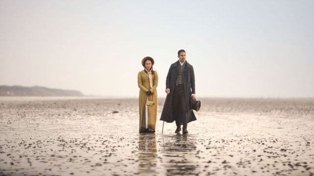 Rose Williams and Theo James in Sanditon