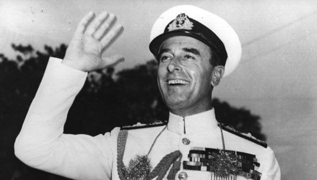 23rd June 1948: Lord Louis Mountbatten , the last Governor General from Britain waving a cheery farewell to the crowds in Delhi