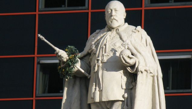 A statue of Edward VII, in Birmingham.