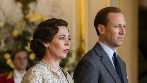 Olivia Colman as Queen Elizabeth II and Toby Menzies as Prince Philip 