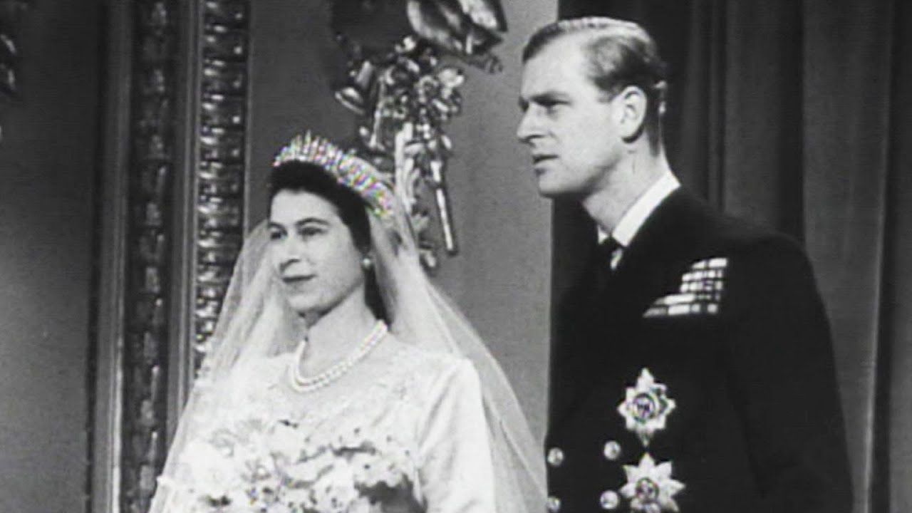 Queen Bought Her Wedding Dress With Wwii Ration Coupons