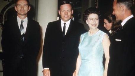 Queen Elizabeth and members of Apollo 11