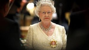 Which country removed Queen Elizabeth as head of state?