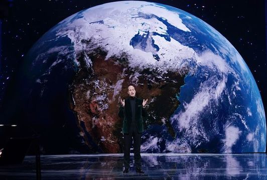 Prince William, Duke of Cambridge on stage during the first Earthshot Prize awards ceremony at Alexandra Palace on October 17, 2021 in London, England. (Photo by Yui Mok - WPA Pool/Getty Images)