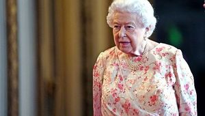 Why did Queen Elizabeth have two birthdays?