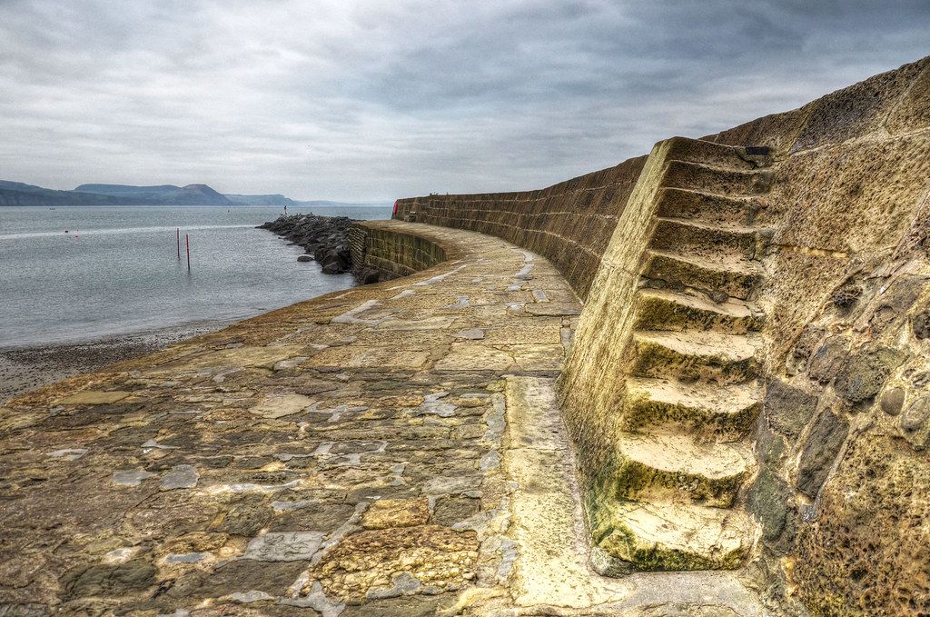 The Cobb @ Lyme Regis. Image: Baz Richardson for Flickr