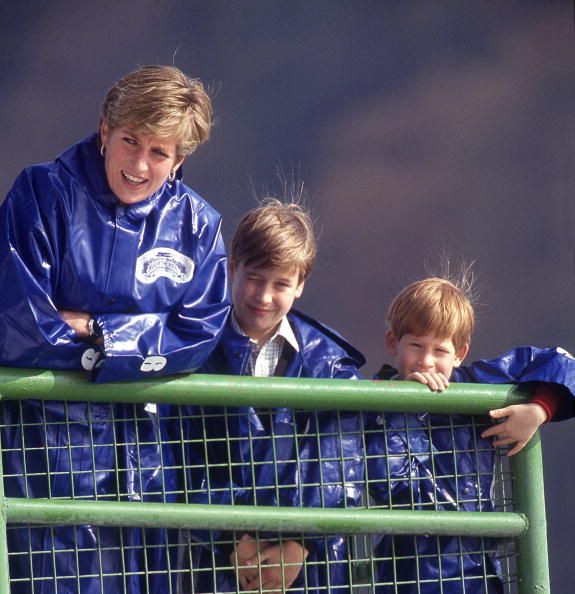 The Princess of Wales takes her sons William and Harry out on the boat 'Maid of the Mist' at Niagara Falls, October 1991. (Photo by Jayne Fincher/Princess Diana Archive/Getty Images)