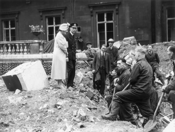 Buckingham Palace Was Bombed During Wwii