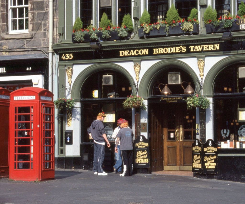 Deacon Brodie's Tavern