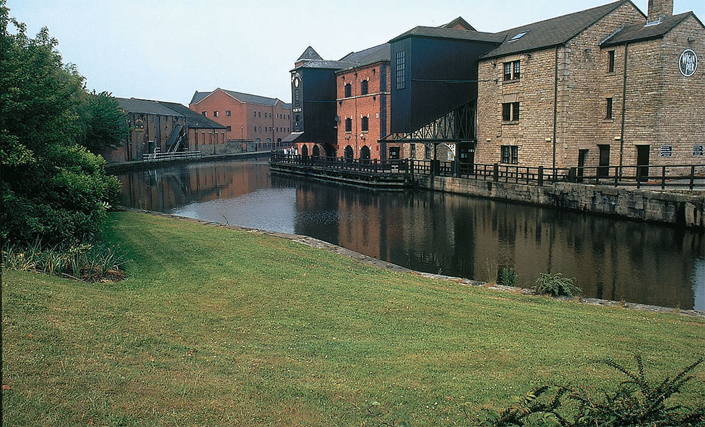 On the Road to Wigan Pier | British Heritage