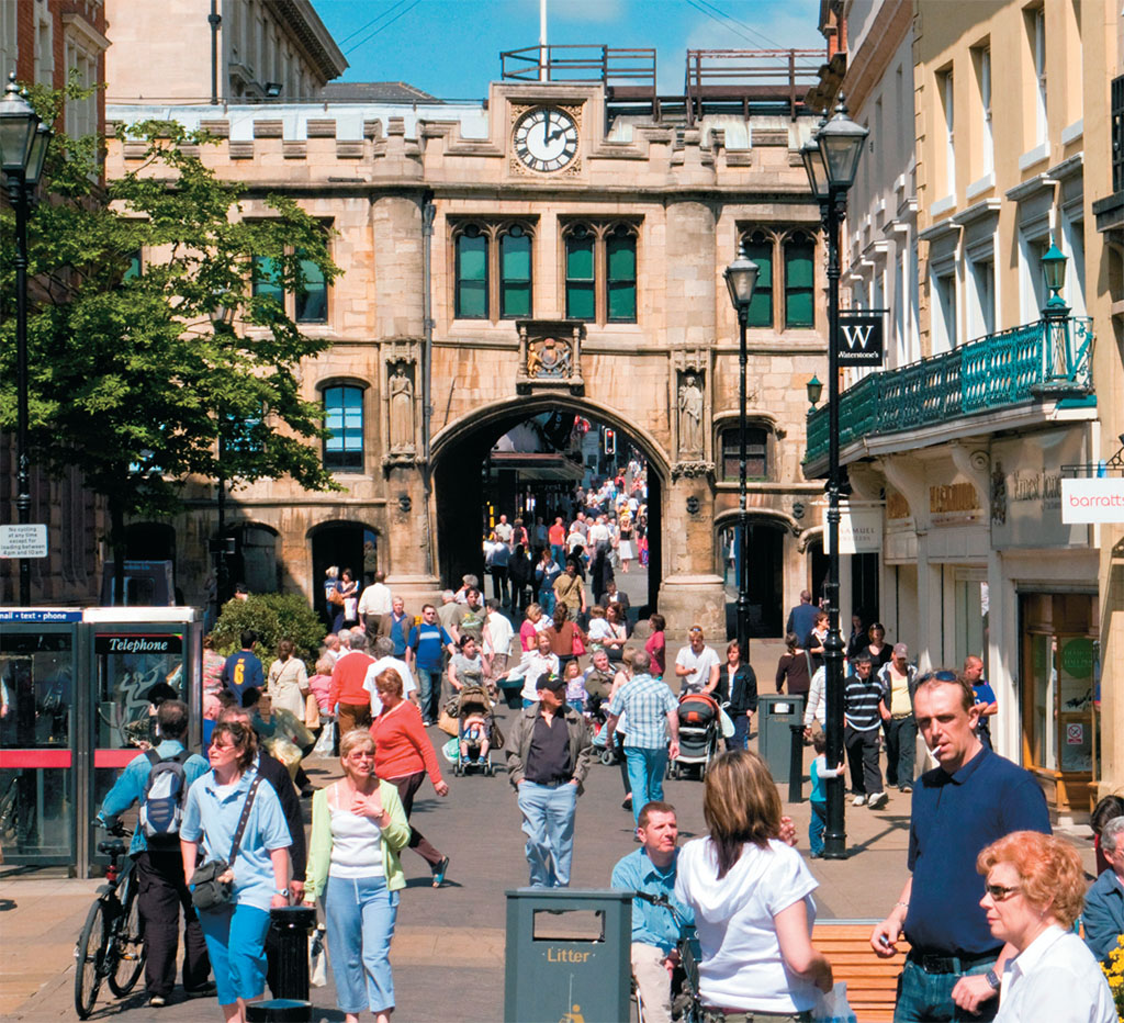 History and commerce dwell together. Stonebow Gate leads from the modern shopping precinct to a Lincoln where the centuries peel away. ICP/ALAMY History and commerce dwell together. Stonebow Gate leads from the modern shopping precinct to a Lincoln where the centuries peel away. ICP/ALAMY