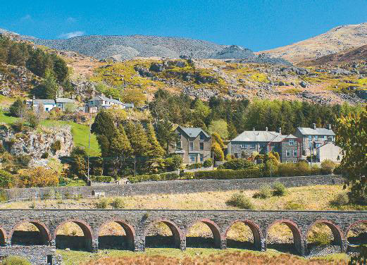 CROWN 2014, VISIT WALES